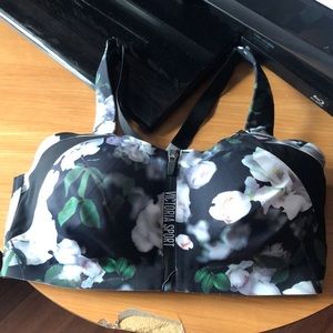 Victoria Secret Sports Bra